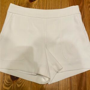 Marie Oliver Mia dressy shorts cream sz 2